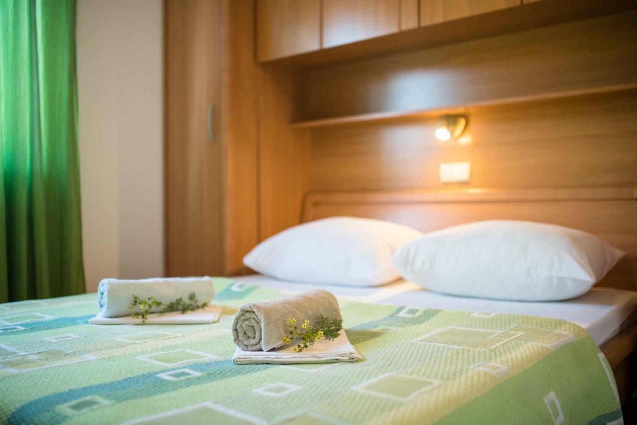 Apartment Dania Lopar