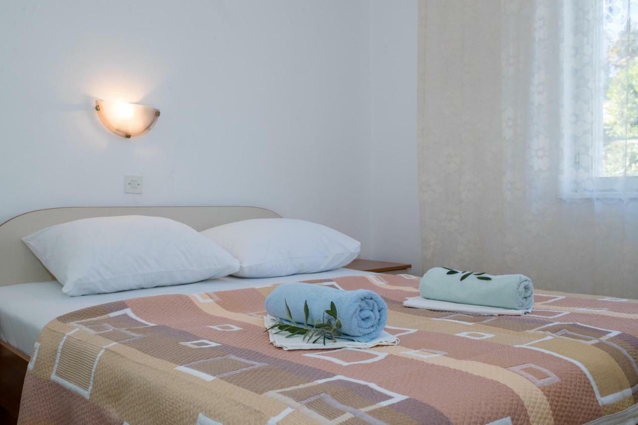 Dania Apartment *