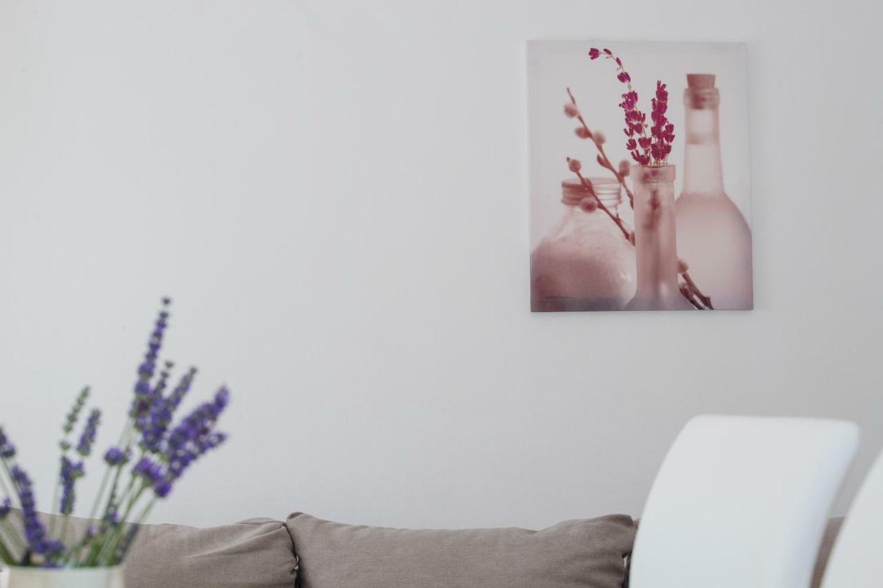Dania Apartment *